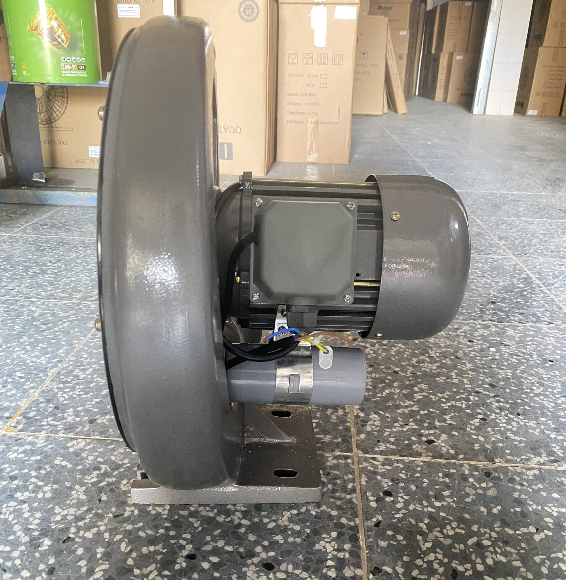 Quạt Sò Gang Nhập Khẩu CZR 2 Quạt Sò Gang Nhập Khẩu CZR - Image 2