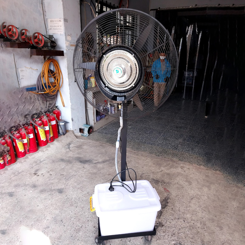Quạt Đứng Phun Sương Đĩa Xoay Lắp Ráp 1 Quạt Đứng Phun Sương Đĩa Xoay Lắp Ráp